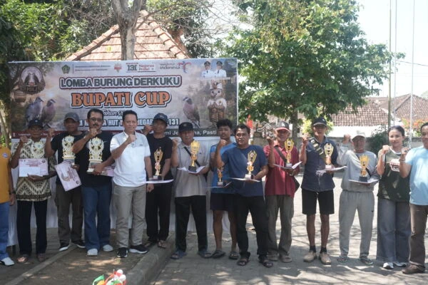 Lomba Burung Derkuku