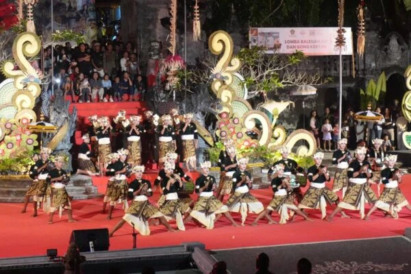 Lomba Baleganjur tingkat SMP
