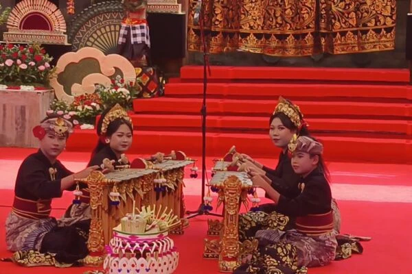 Wimbakara (Lomba) Gender Wayang